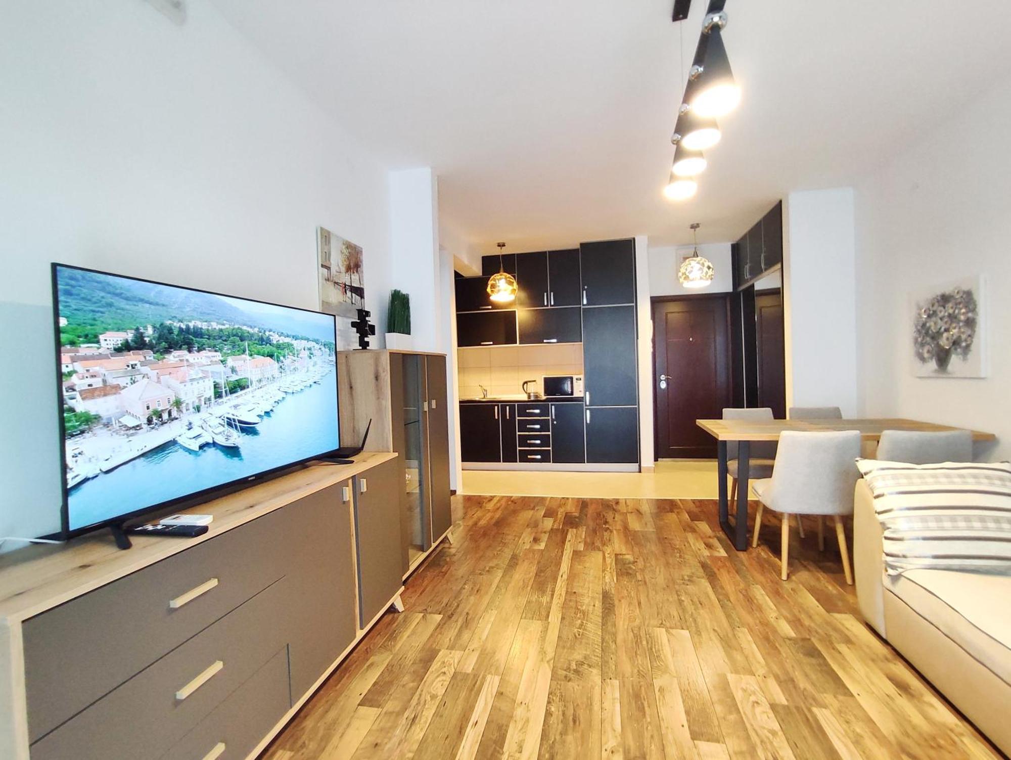 Adrialux2 Appartement Budva Buitenkant foto