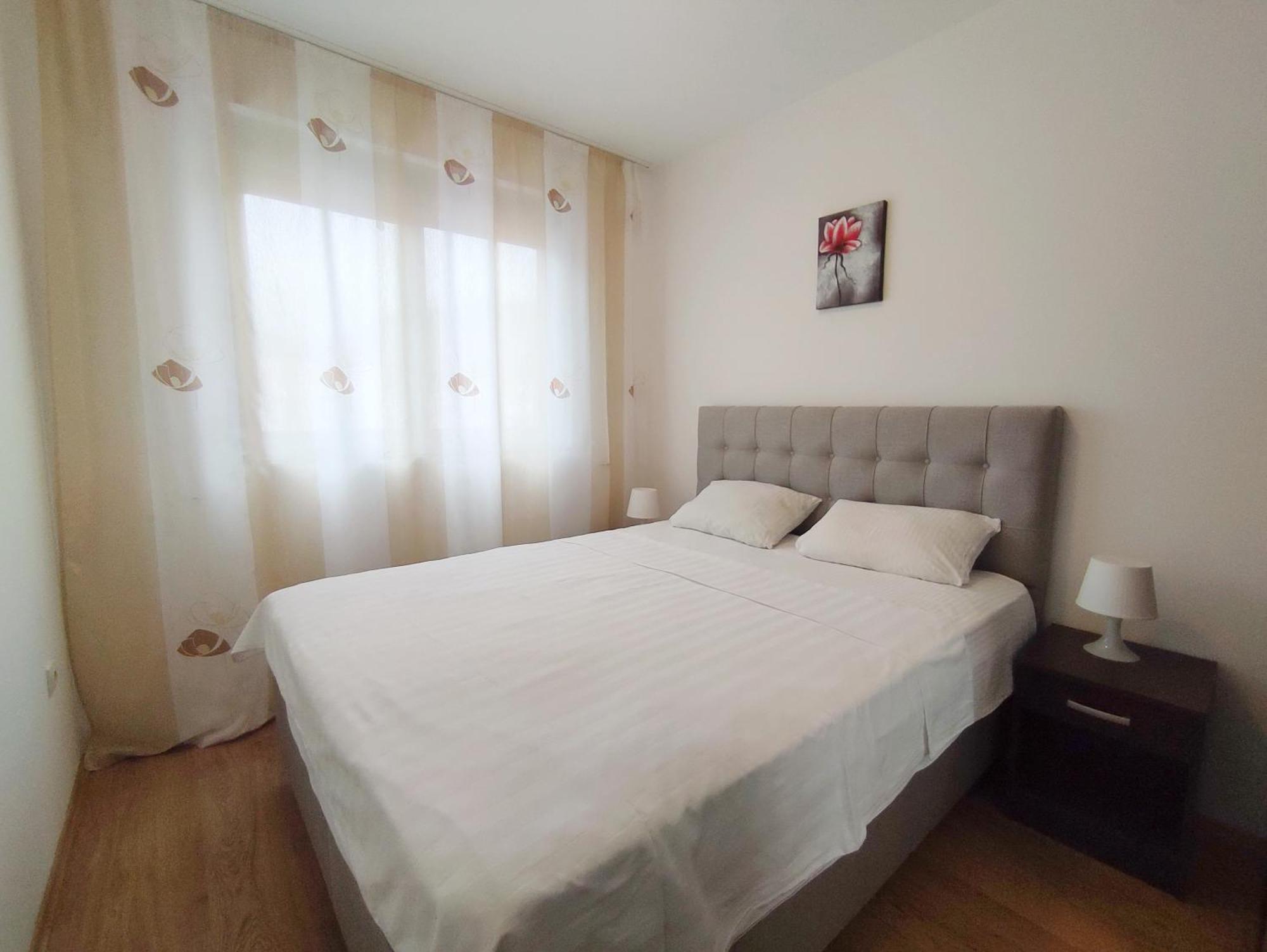 Adrialux2 Appartement Budva Buitenkant foto